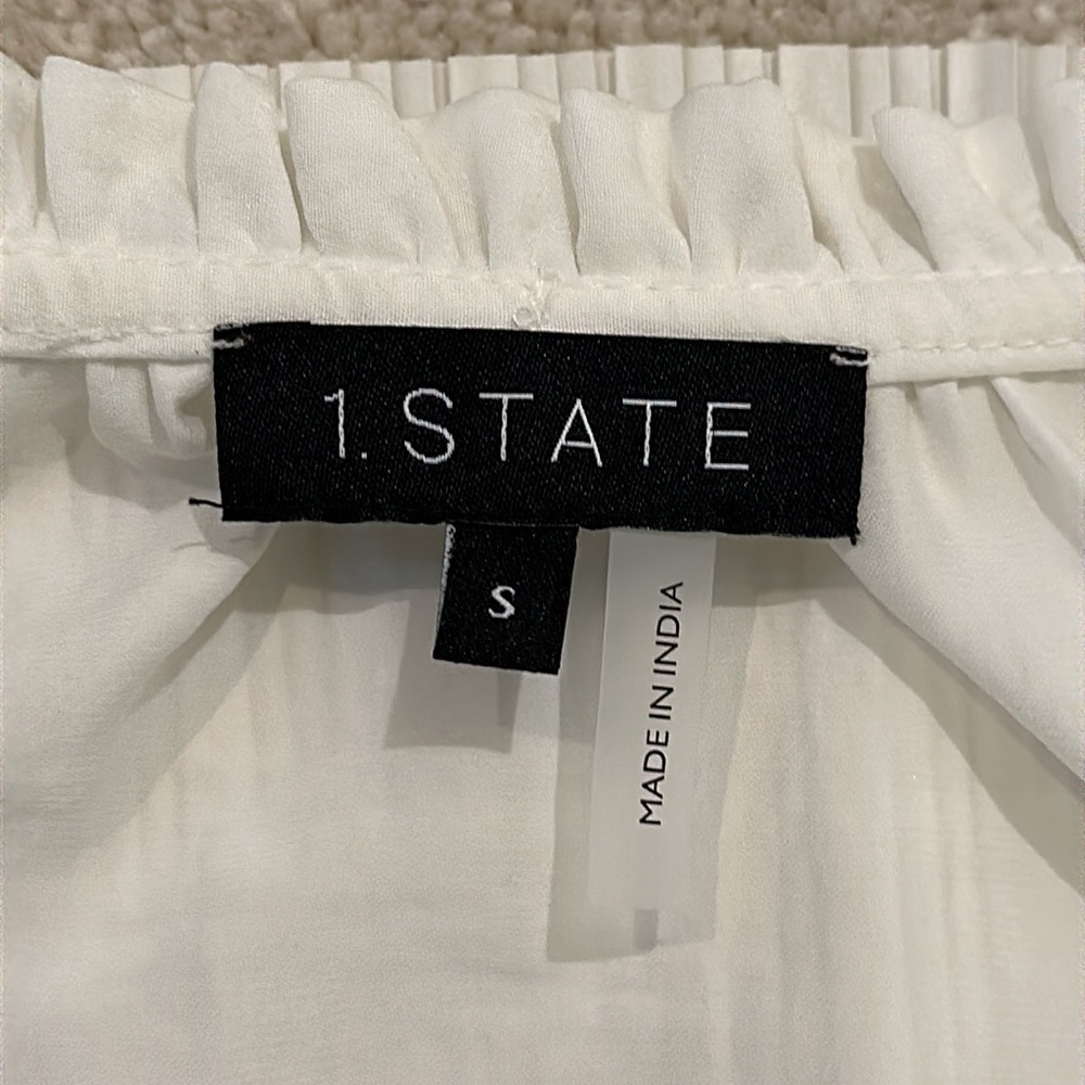 1. State Ruffle Dress - Picture 4 of 4